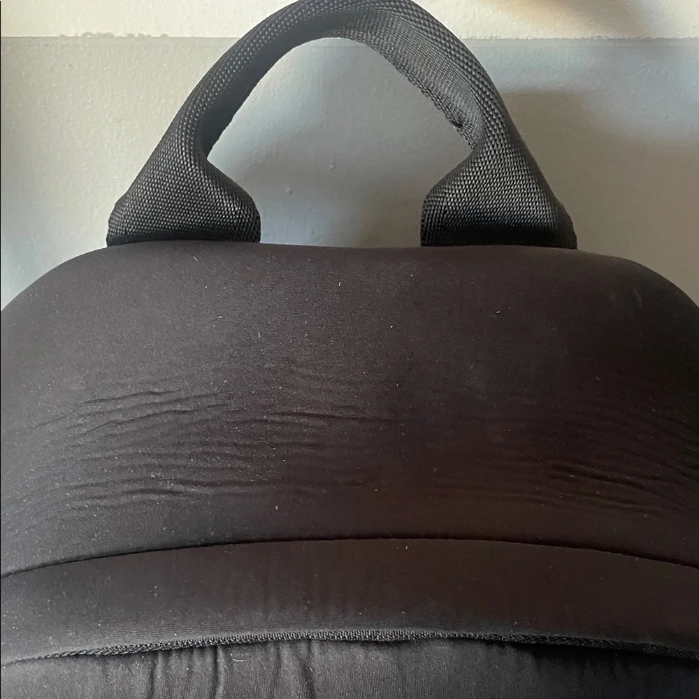 Good condition Dagne Dover Medium Dakota Neoprene Backpack for women